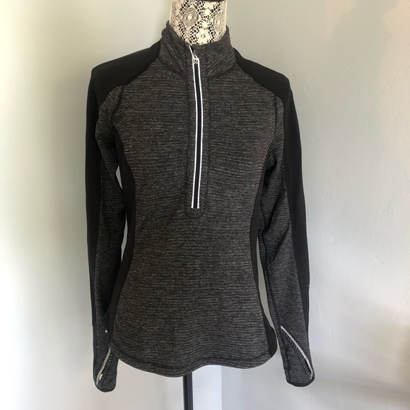 lululemon athletica Sweaters - Lululemon UTurn Reversible Pullover SZ 6